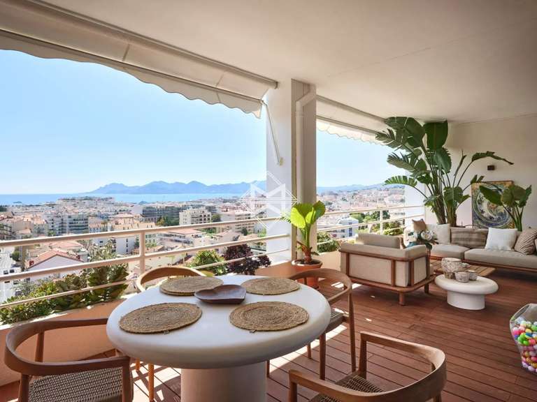 Apartment with Sea view Cannes - 2 bedrooms - 120m²
