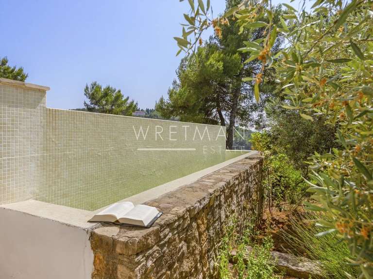Villa Lorgues - 5 bedrooms - 204m²