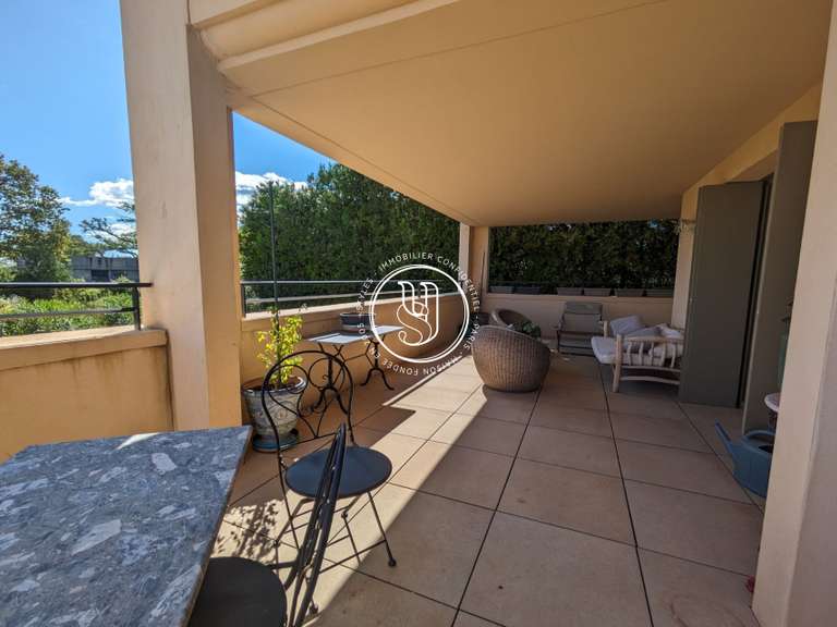 Appartement Uzès - 3 chambres - 111m²