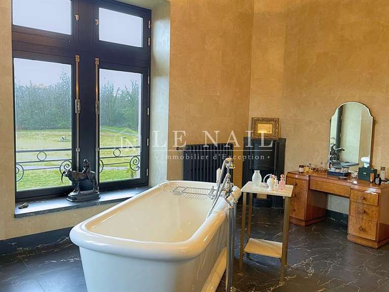 Castle Saint-Brieuc - 12 bedrooms - 1250m²
