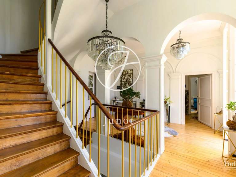 Propriété Provins - 4 chambres - 297m²