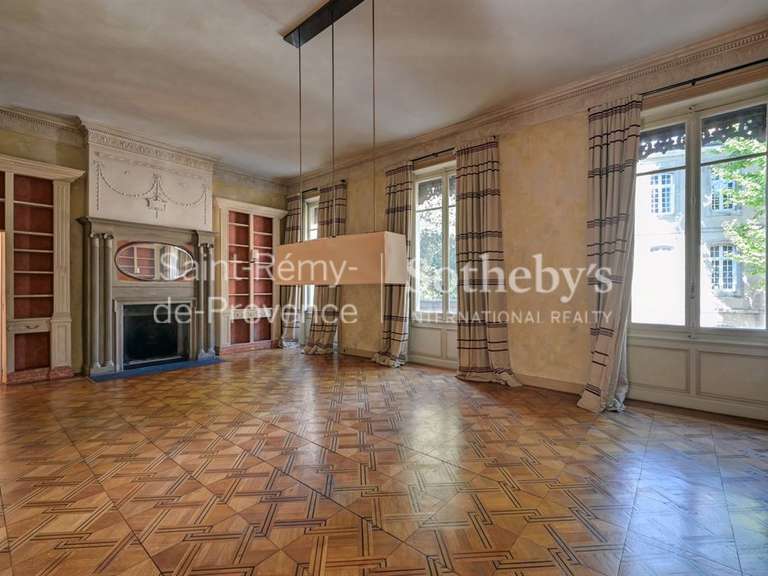 Hôtel particulier Avignon - 7 chambres - 565m²