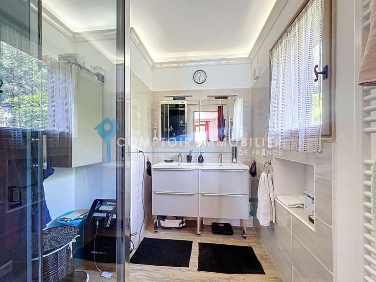 Maison Villefranche-sur-Mer - 5 chambres - 180m²