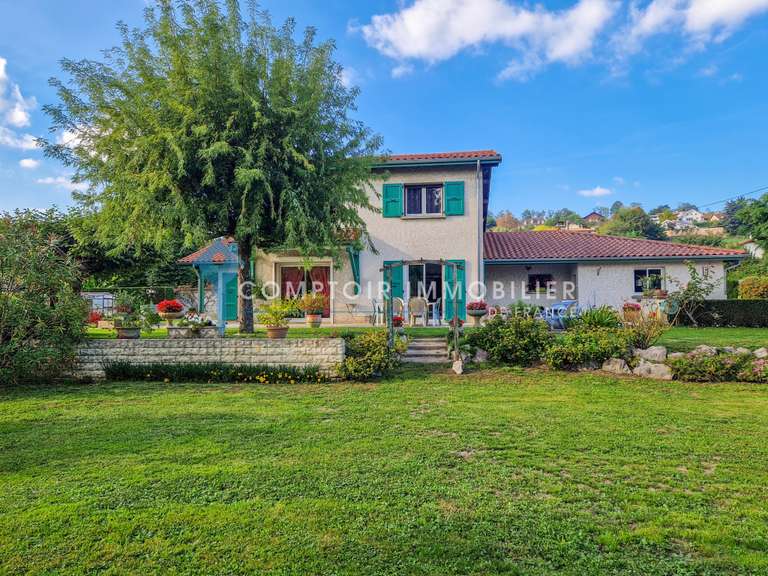Maison Saint-Jean-de-Moirans - 4 chambres - 197m²