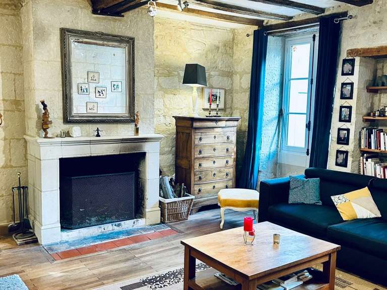 Maison Bellevigne-les-Châteaux - 6 chambres - 243m²