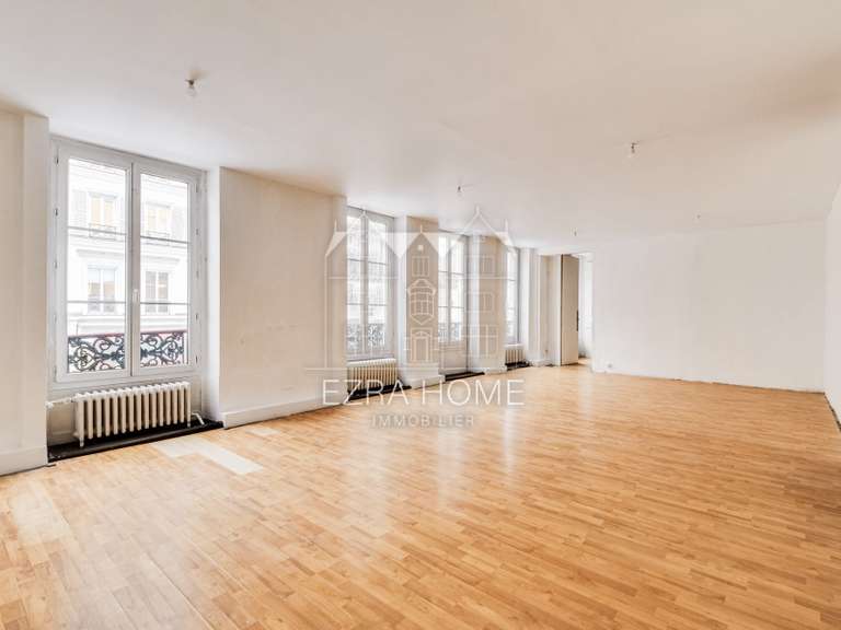 Appartement Paris 10e - 3 chambres - 125m²
