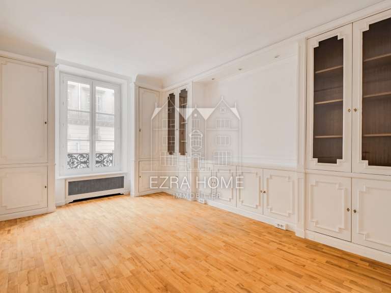 Appartement Paris 10e - 3 chambres - 125m²