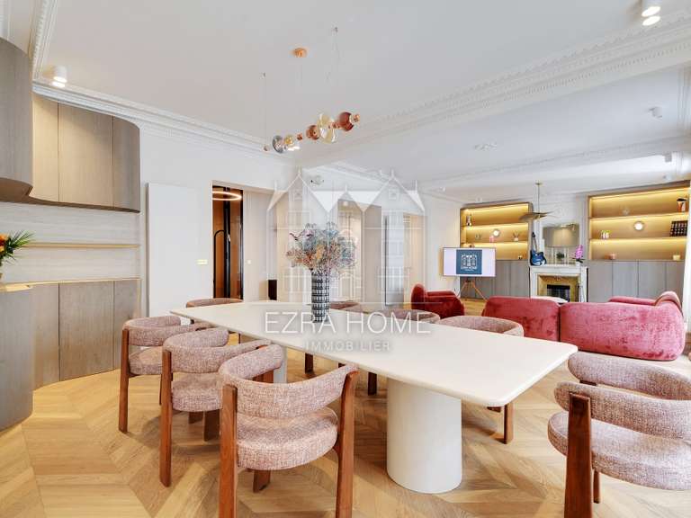 Apartment Neuilly-sur-Seine - 4 bedrooms - 180m²