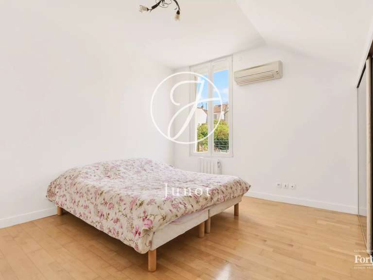Maison Rueil-Malmaison - 3 chambres - 170m²