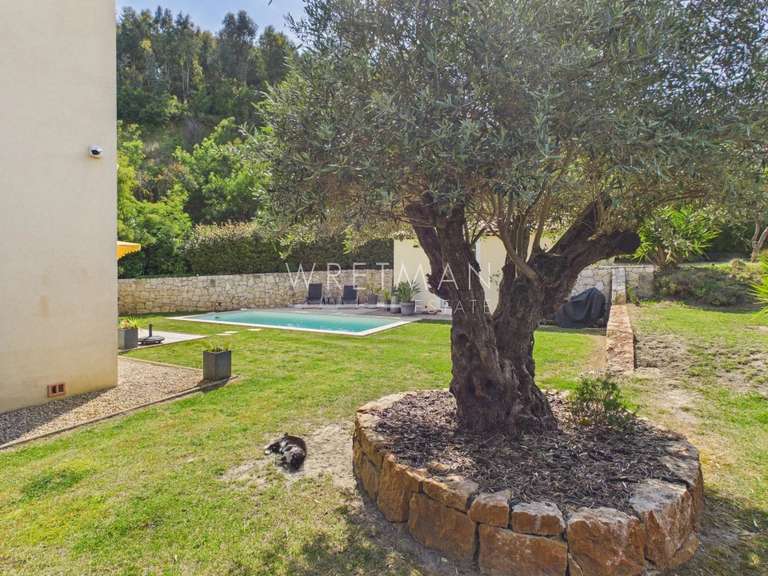 Maison Pégomas - 4 chambres - 160m²