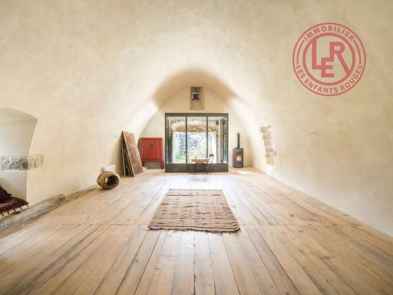 Appartement Vialas - 3 chambres - 354m²