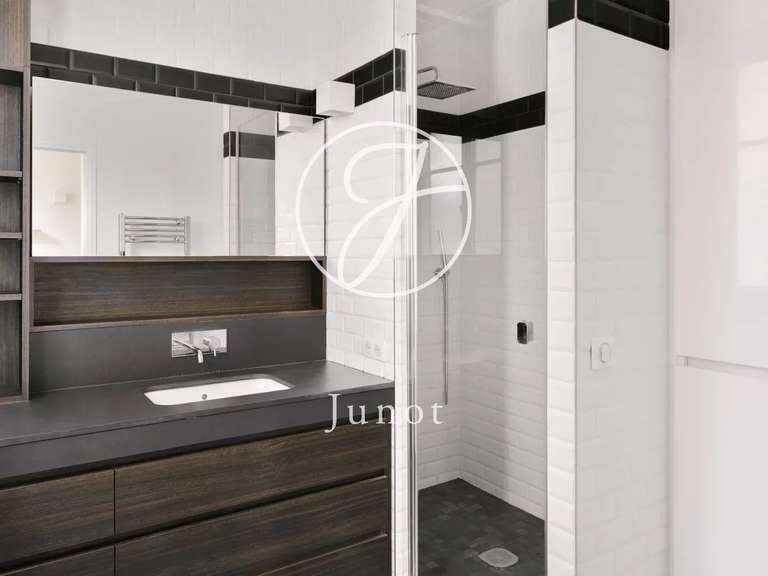 Appartement Paris 6e - 3 chambres - 156m²