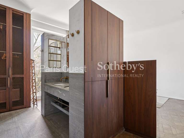 Appartement Neuilly-sur-Seine - 3 chambres - 191m²