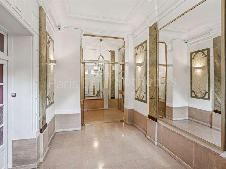 Appartement Paris 16e - 3 chambres - 130m²