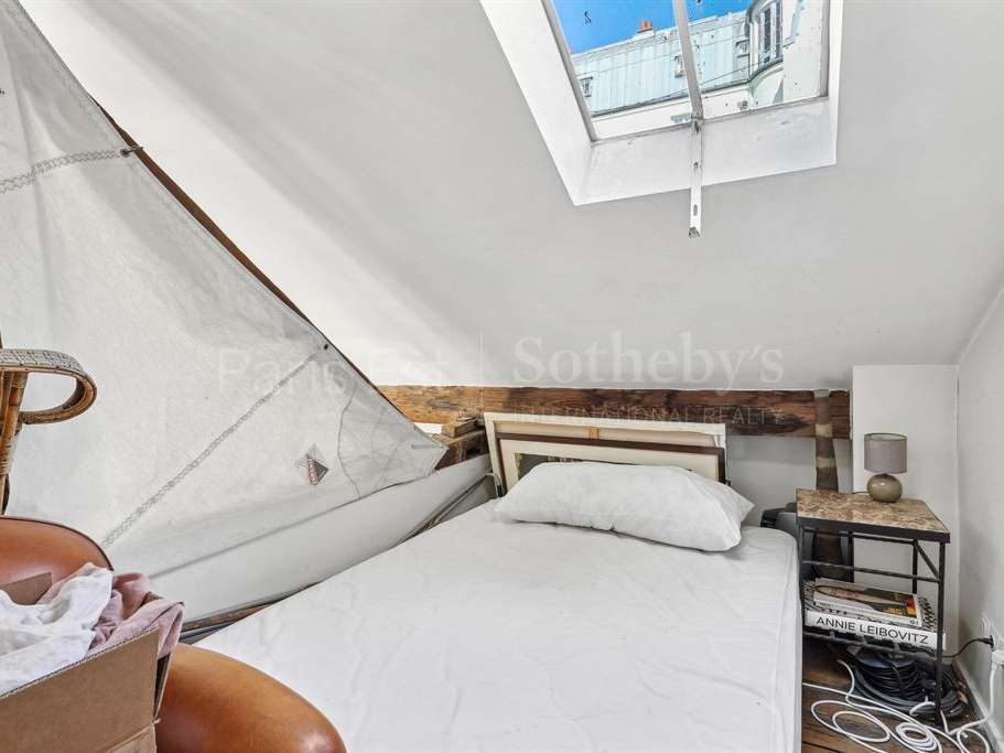 Apartment Paris 10e