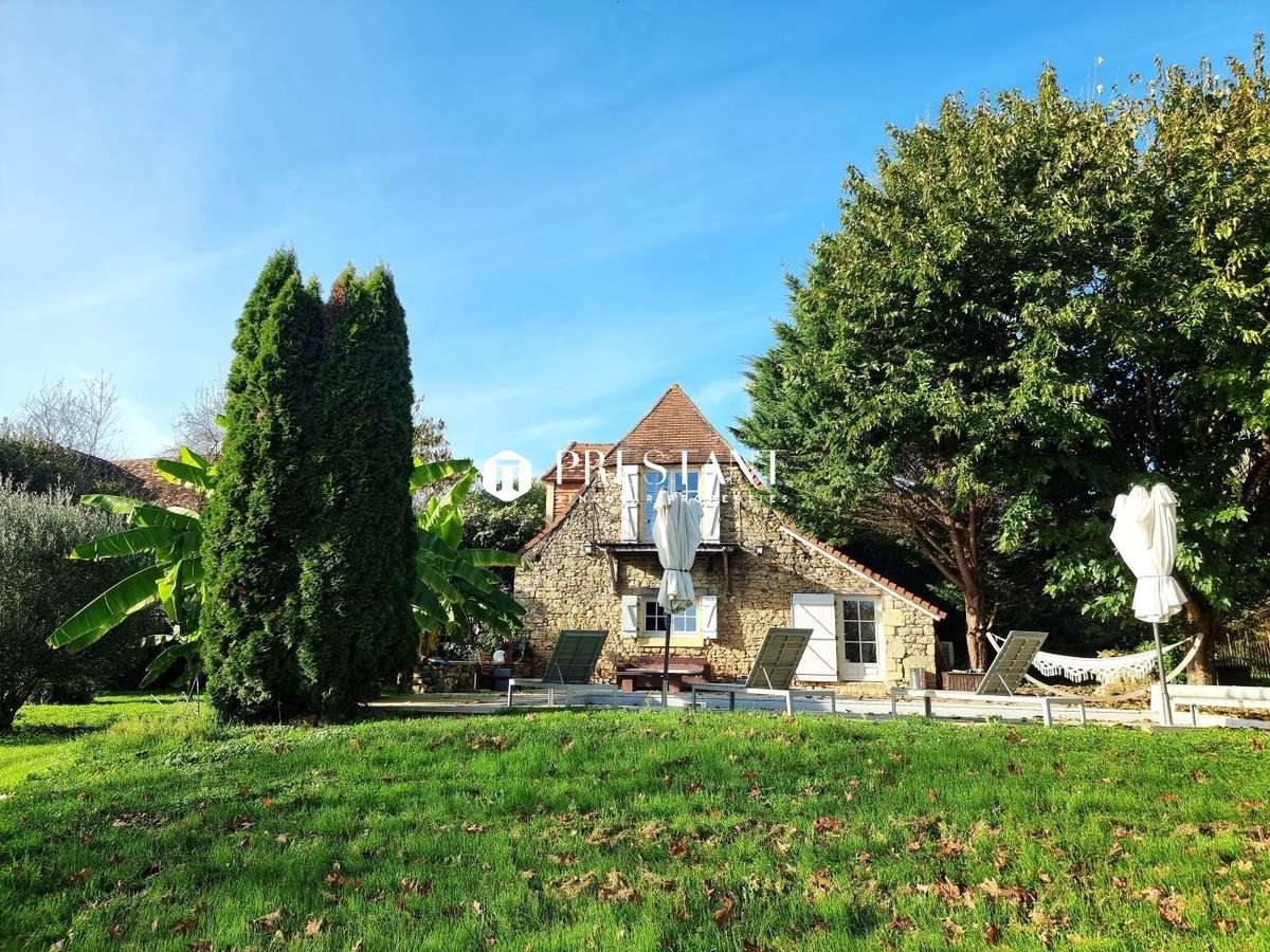 Property Hautefort