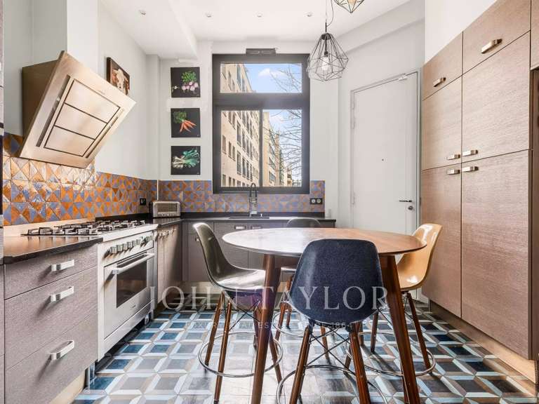 Appartement Paris 16e - 6 chambres - 256m²