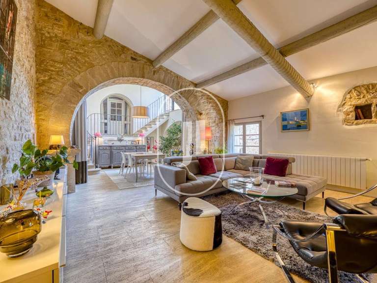 Propriété Malaucène - 10 chambres - 540m²
