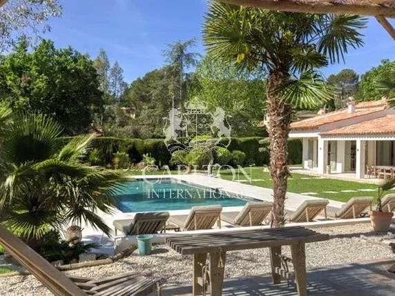 House Mougins