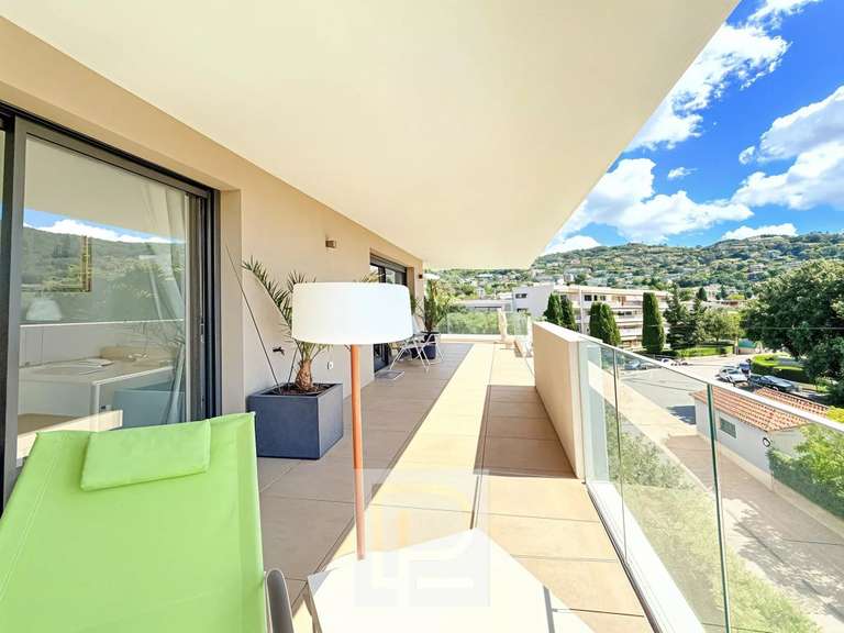 Appartement Le Cannet - 2 chambres - 92m²