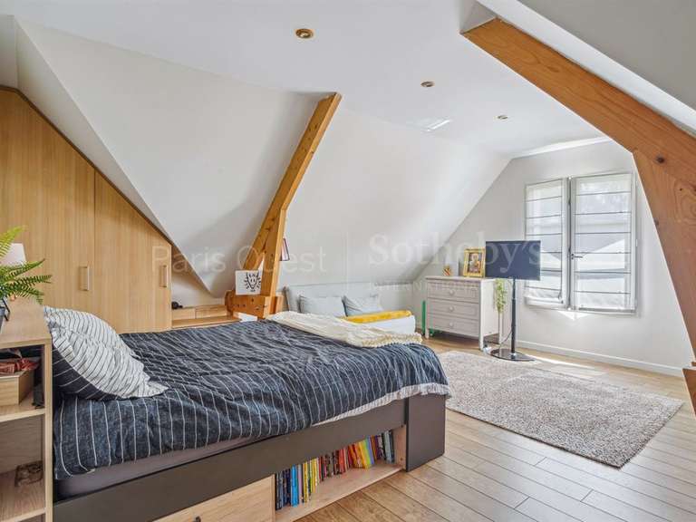 Maison Montfort-l'Amaury - 5 chambres - 210m²