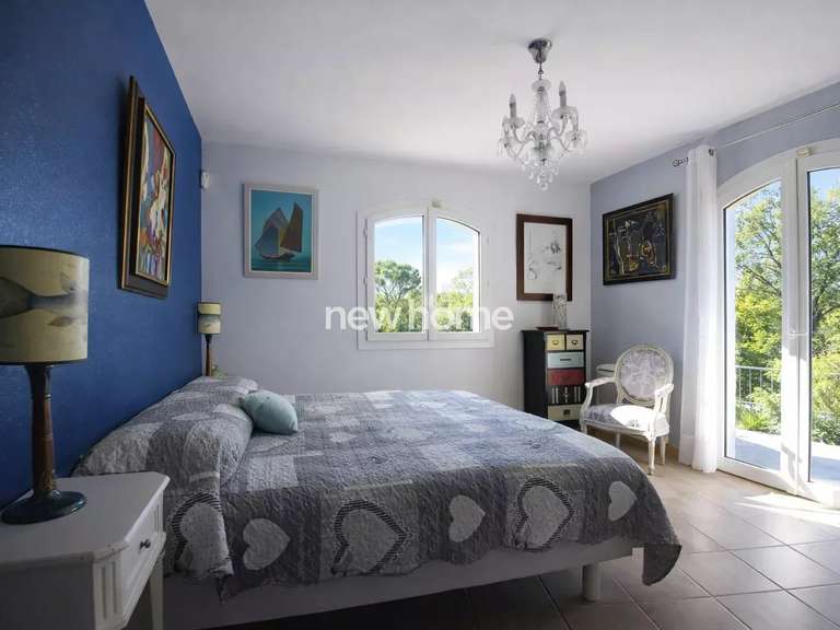 House Flayosc - 3 bedrooms - 207m²