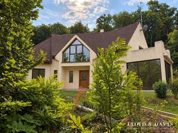 Maison 7 pièces 244 m² · à Angicourt · 244 m² · 595 000 €