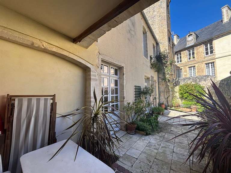 Maison Bayeux - 7 chambres - 238m²