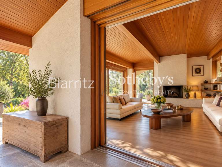 House Bidart - 6 bedrooms - 300m²