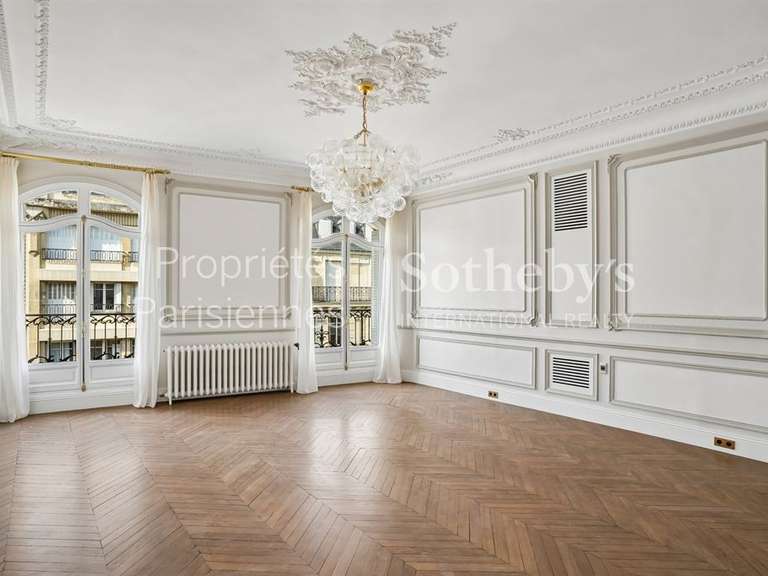 Appartement Paris 16e - 6 chambres - 311m²
