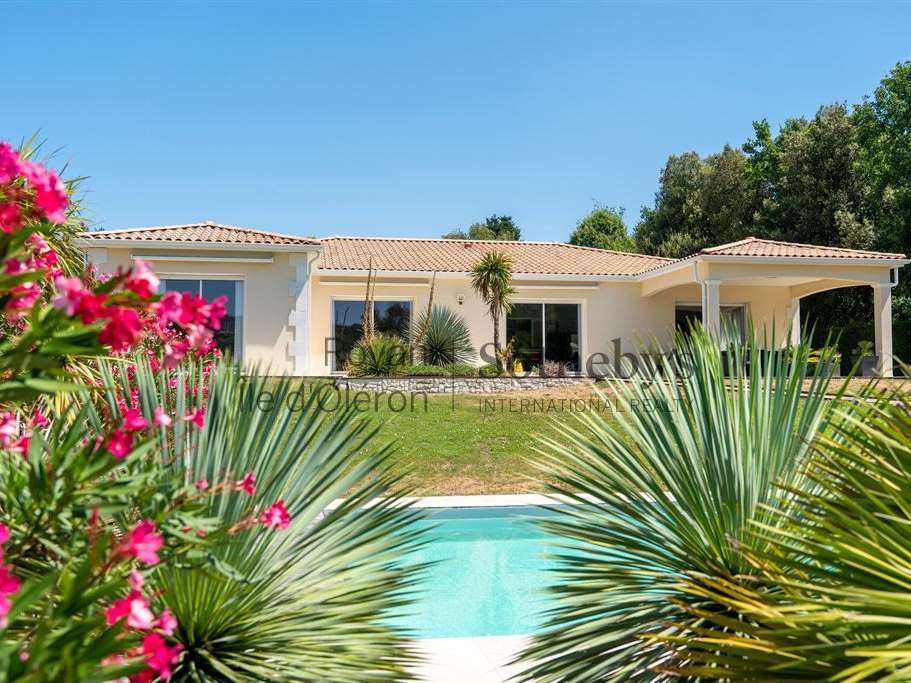 House Saint-Brice