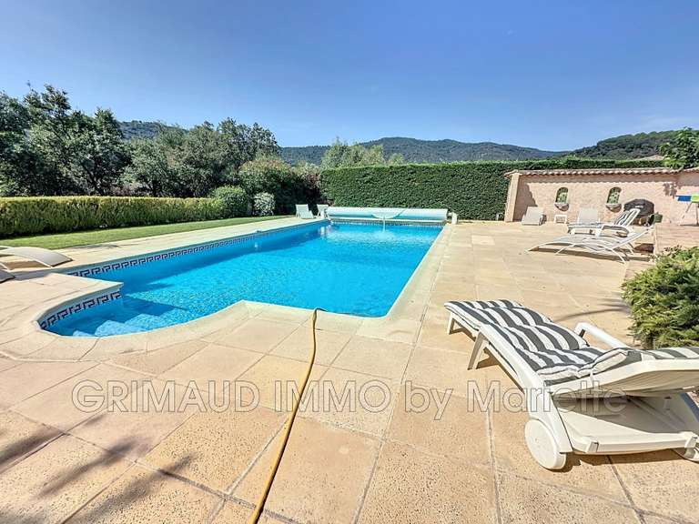 Villa Plan-de-la-Tour - 4 bedrooms - 160m²