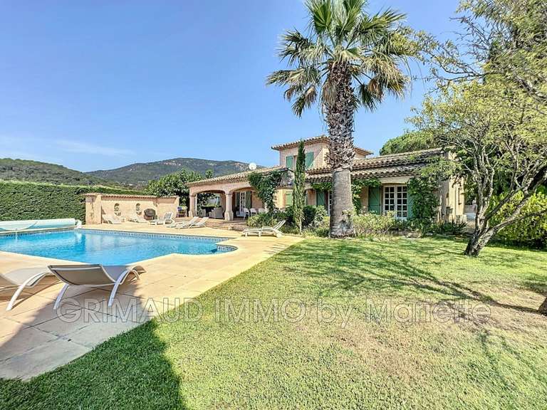 Villa Plan-de-la-Tour - 4 bedrooms - 160m²