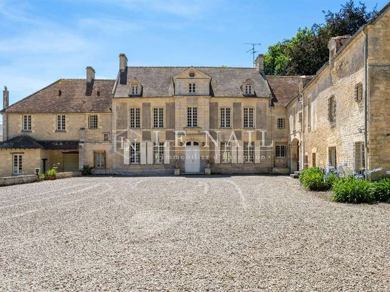 Propriété Caen - 14 chambres - 533m²