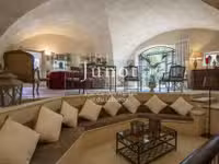 Location maison 8 pièces Location maison 8 pièces