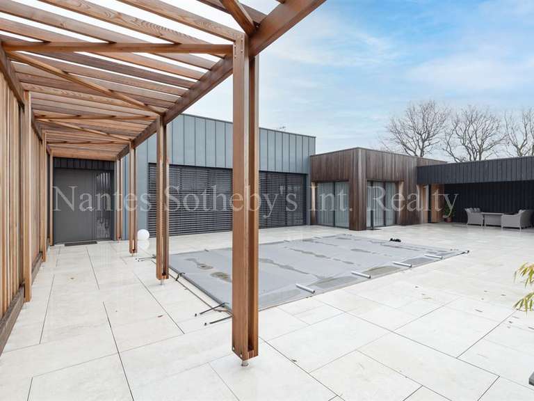 Maison Aizenay - 4 chambres - 239m²
