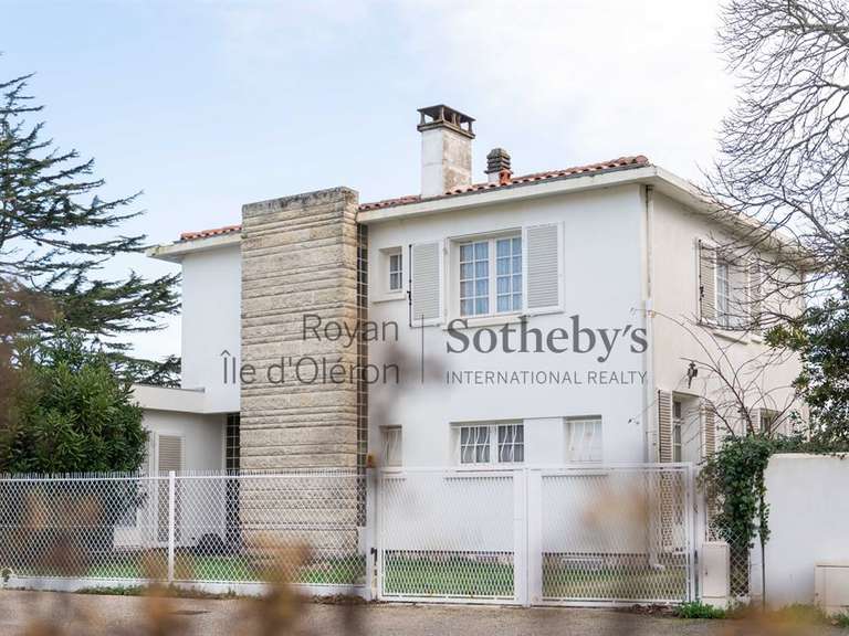 Maison Saint-Pierre-d'Oléron - 5 chambres - 189m²