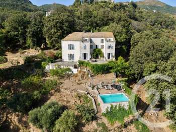 Vente maison 9 pièces