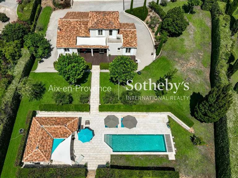 Maison Aix-en-Provence - 3 chambres - 155m²