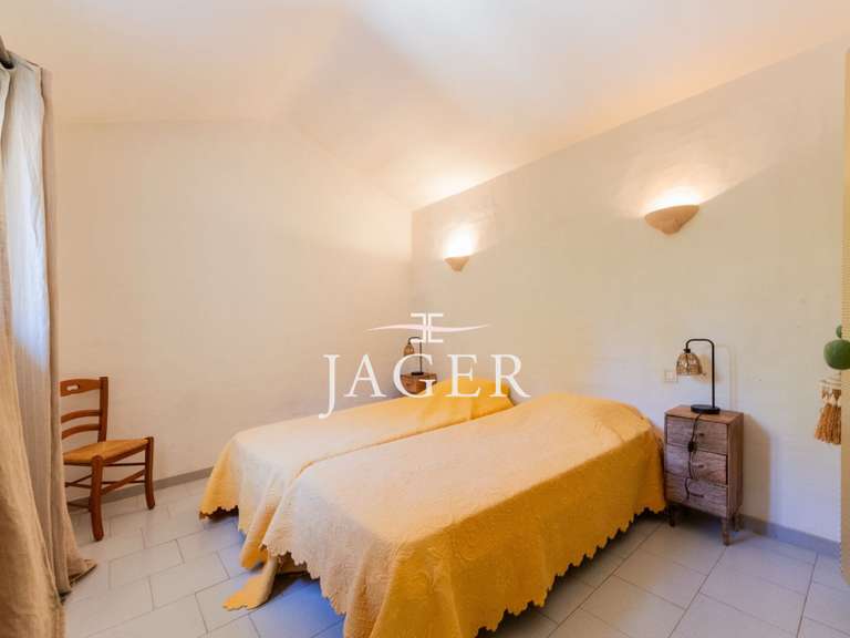 Villa with Sea view Sainte-Maxime - 5 bedrooms - 166m²