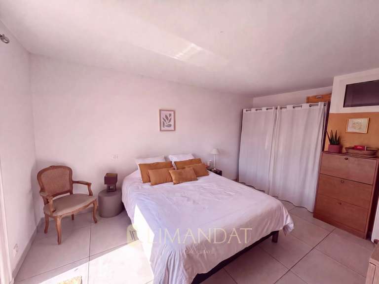 Villa Saint-Raphaël - 5 chambres - 123m²