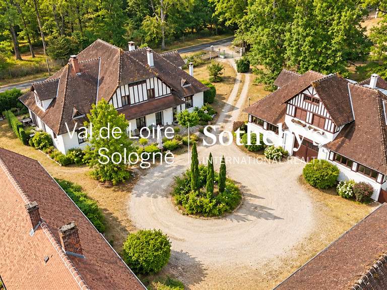Maison Ligny-le-Ribault - 14 chambres - 644m²