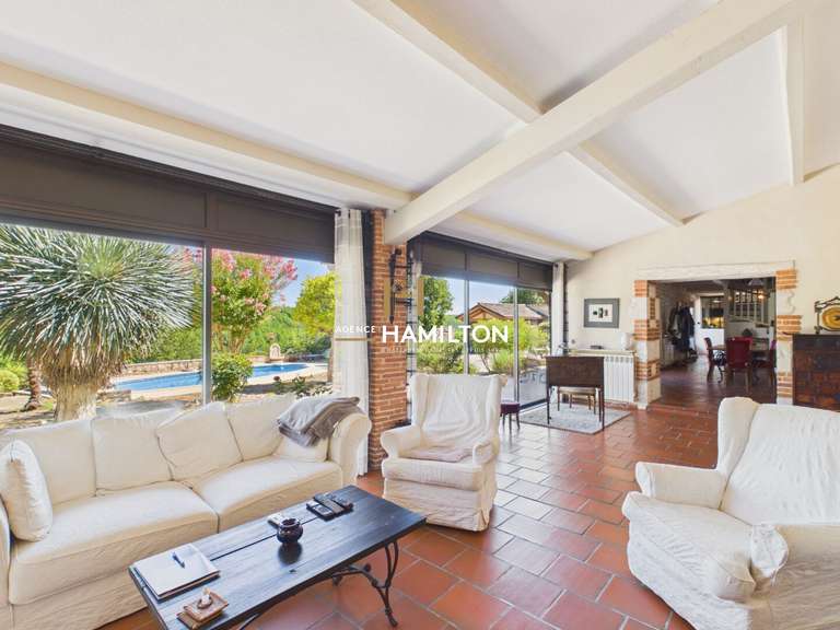 Maison Cordes-sur-Ciel - 5 chambres - 230m²