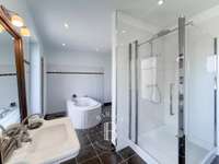 Vente maison 12 pièces