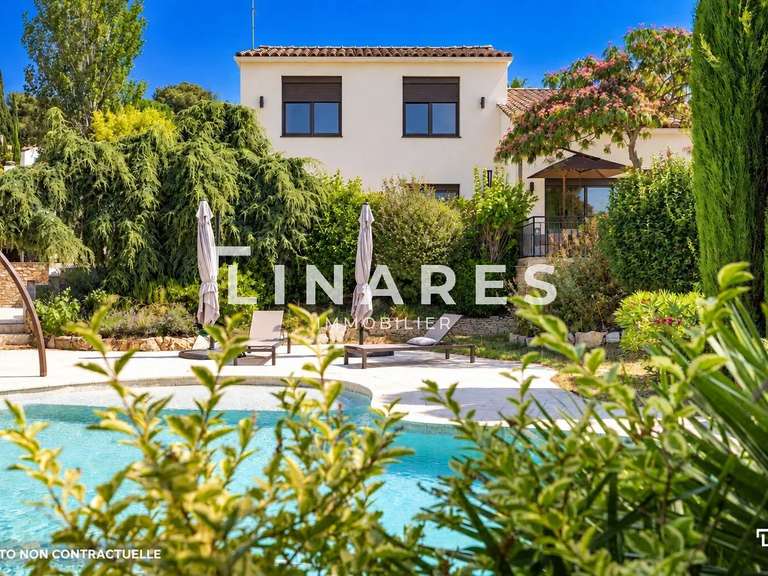 Villa Marseille 12e - 4 bedrooms - 167m²
