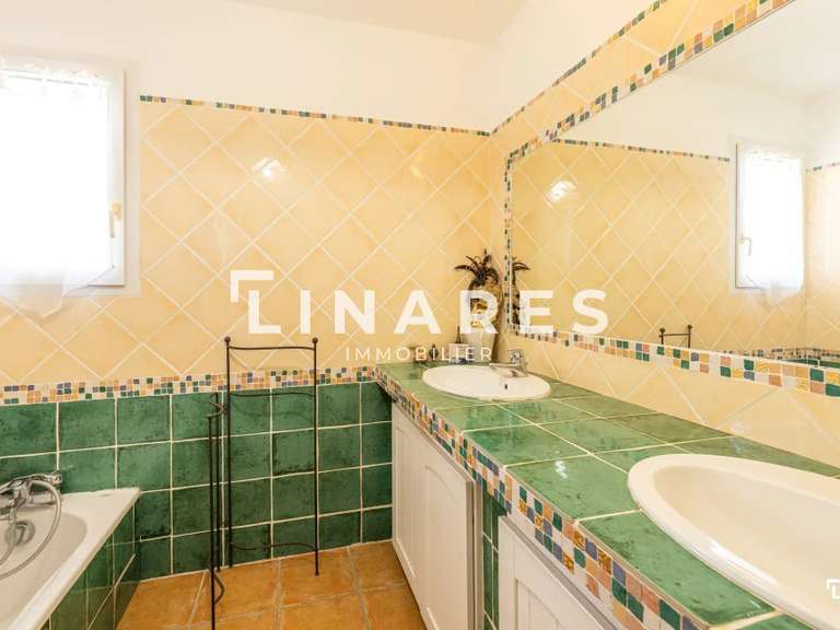 Villa Marseille 12e - 4 bedrooms - 167m²