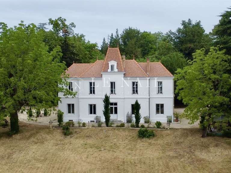 Property Bergerac - 4 bedrooms - 280m²