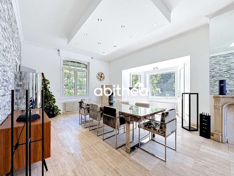 Maison Dourges - 7 chambres - 302m²
