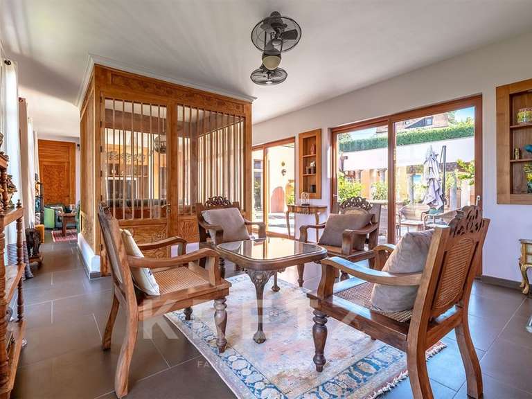 Maison Sarlat-la-Canéda - 3 chambres - 365m²