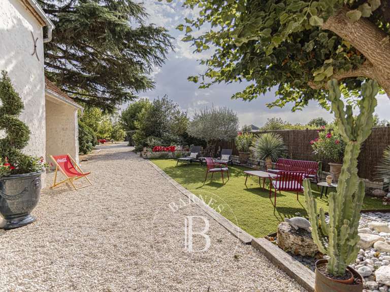 Maison Mareau-aux-Prés - 3 chambres - 182m²